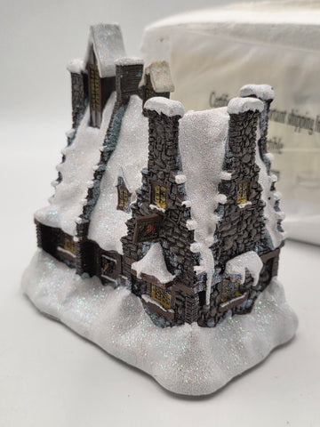 Hawthorne Village Harry Potter Hog's Head Inn Lighted Christmas Village B6830