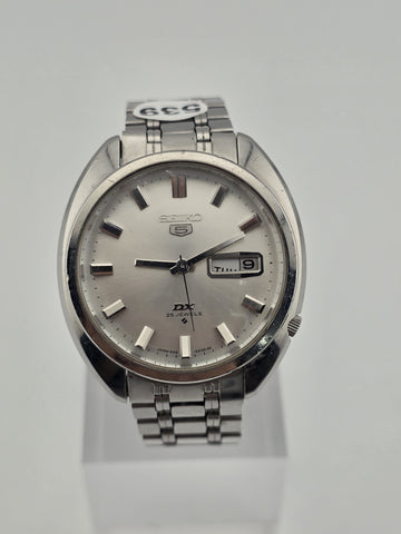 Vintage Seiko 5 DX 6106-8131 25 J Automatic 37mm Day Date JDM. Working.
