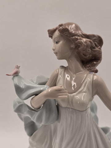 Vintage Lladro Porcelain Figurine "Summer Serenade," # 6193. retired 2004