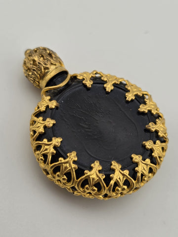 Vintage Miniature Perfume/Snuff Bottle Gilt Filigree Romantic Courting Scene