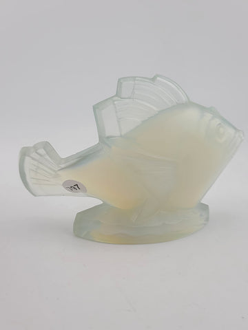 Vintage Sabino Opalescent Glass Fish Model Chabot 5023 Figurine 3.5" tall by 4.5