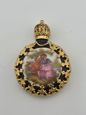 Vintage Miniature Perfume/Snuff Bottle Gilt Filigree Romantic Courting Scene