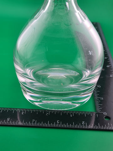 Set Of 2 William Yeoward Crystal Decanters Honeycomb Cut Signed 6.25" & 6.75"