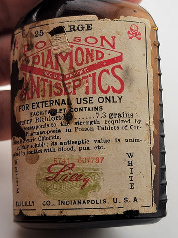 Very Rare Antique POISON Diamond Antiseptics Medicine Bottle W Original Label.