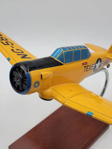 Vintage Collectible Mastercarft TBF/TBM-3 Avenger USN Model 1/32 W Display Stand