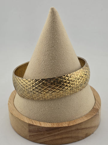 Veronese Wide Diamond Cut Flexible Bangle Bracelet Gold Over Sterling Silver.