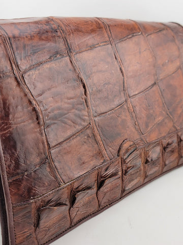 Antique Fabulous Caramel 1940's-50's Genuine Hornback Alligator Purse.