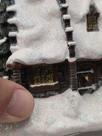 Hawthorne Village Harry Potter Hog's Head Inn Lighted Christmas Village B6830