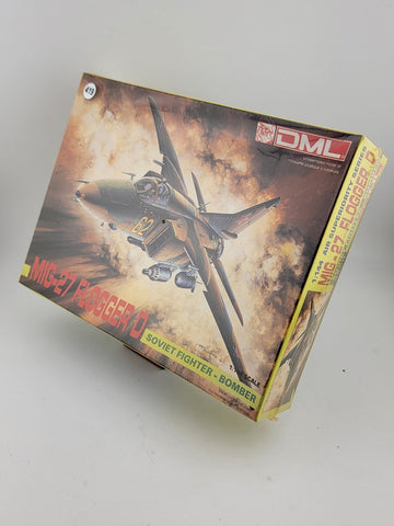 Vintage Sealed DML unassembled model kit-27 Flogger D Soviet Fighter-Bomber