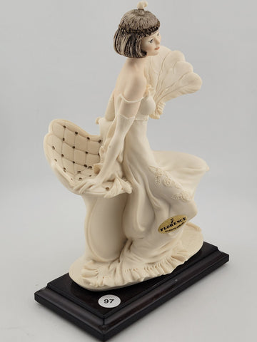 Vtg GIUSEPPE ARMANI Florence 1420F Girl Meg on Sofa with Fan Sculpture Figurine
