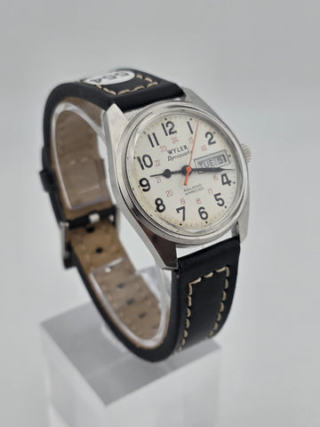 Vintage Wyler Dynaquartz Railroad Approved Swiss Quartz Day Date Watch. Works.