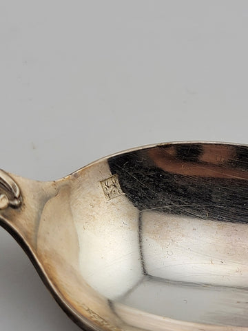 Antique Set Of 12 Small Silver Plated Spoons in Case from Ercuis Pompadour.