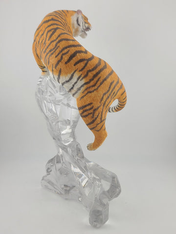 VTG Franklin Mint Bengal Tiger on a Crystal Glass Rock Sculpture 9.5" Mint Cond.