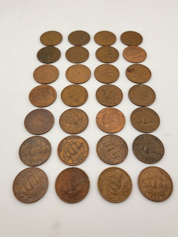 Lot Of 28 Queen Elizabeth II 1954-69 Great Britain Half Penny UK 1/2 Pence Coin