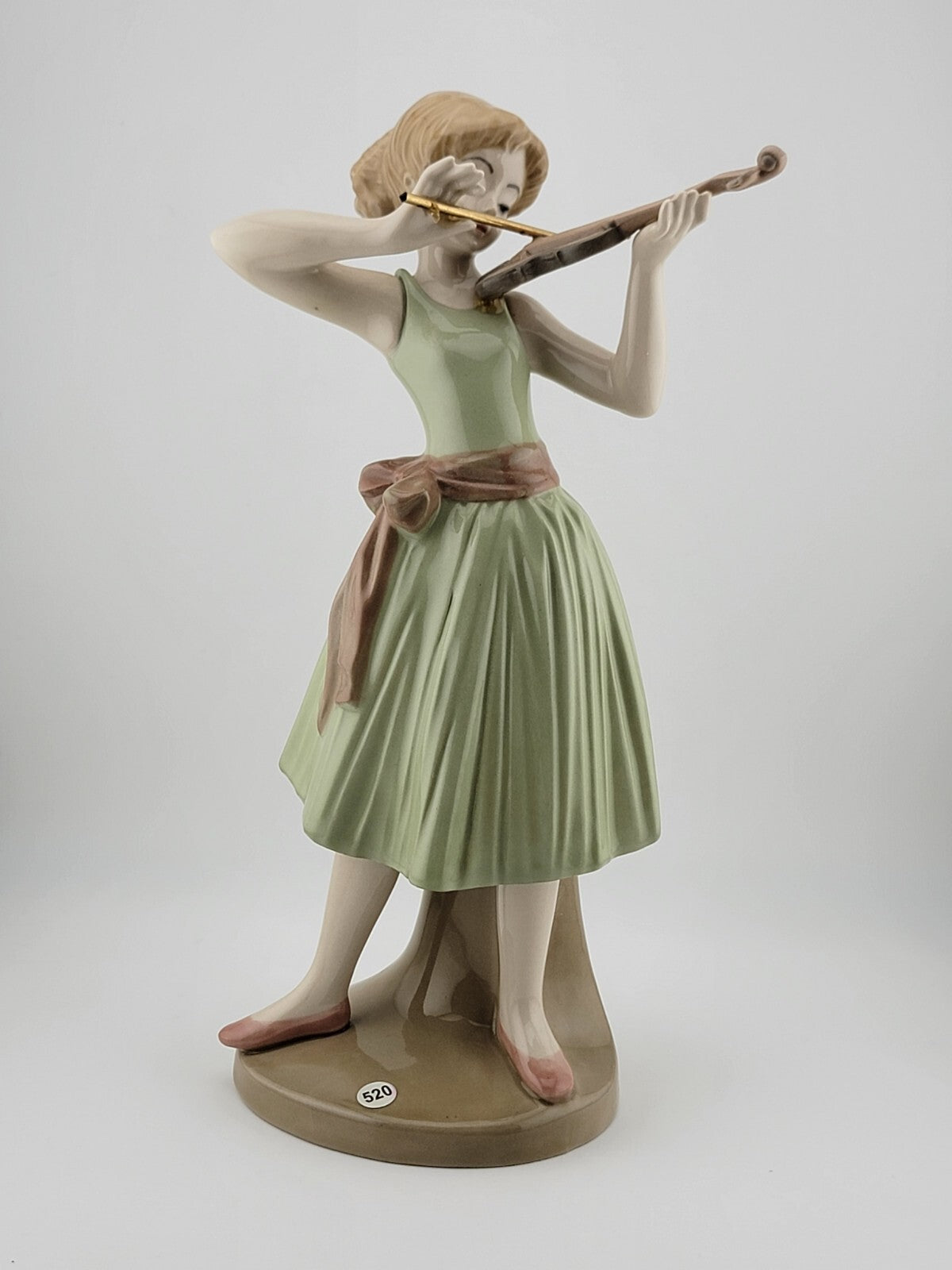 RARE Vintage TENGRA Spain  Porcelain Violinist Figurine 10.5" tall  MINT Cond.