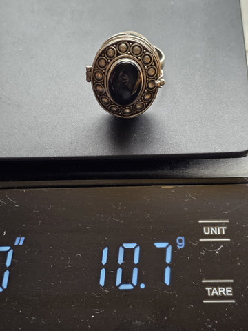 Rare Vintage 925 STERLING SILVER AND BLACK ONYX POISON/PILL LOCKET RING SIZE 8.5