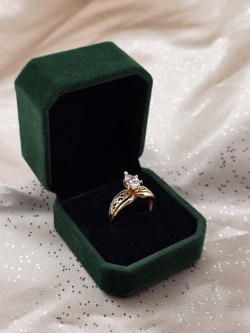 Antique 14K Solid Gold Marquise Ring Filigree Bypass Setting Size 7.5 W Box.