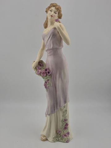 Vintage 1999 Royal Doulton Impressions figurine ‘Tender Moment’ HN 4192.