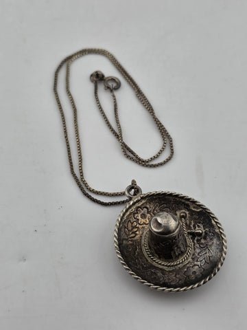 Vintage Taxco 925 Sterling Silver Mexico Sombrero Hat Pendant Necklace.