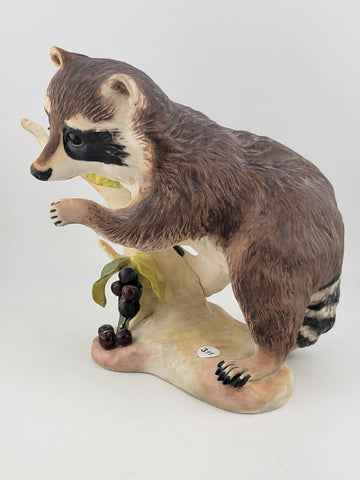 Vintage Cybis Raffles The Raccoon 7" Porcelain Figure Figurine. VG Cond.