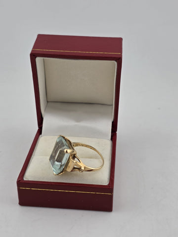 Vintage 1960's 14K Solid Gold Large Emerald Cut Blue Topaz Ring Sz 7.25 Cocktail