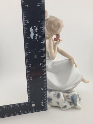 Lladro Porcelain Figurine #5466 Chit Chat Girl On Phone With Dog Dalmatian Spain
