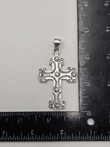 Vintage Mexico 925 Sterling Silver Ornate Cross Pendant Religious Jewelry 12.3g