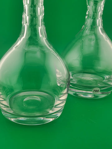 Set Of 2 William Yeoward Crystal Decanters Honeycomb Cut Signed 6.25" & 6.75"