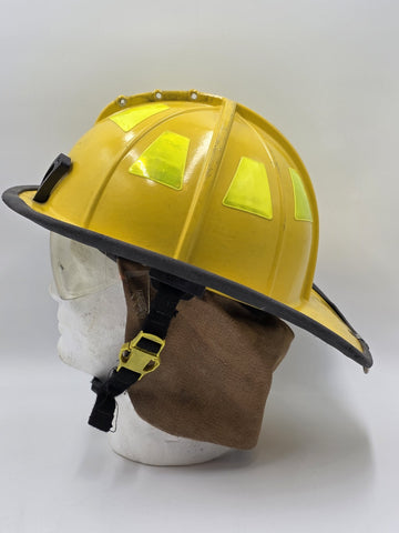 Vintage MSA Cairns 1044 2015 Yellow Firefighter Helmet Front Visor No Scratch