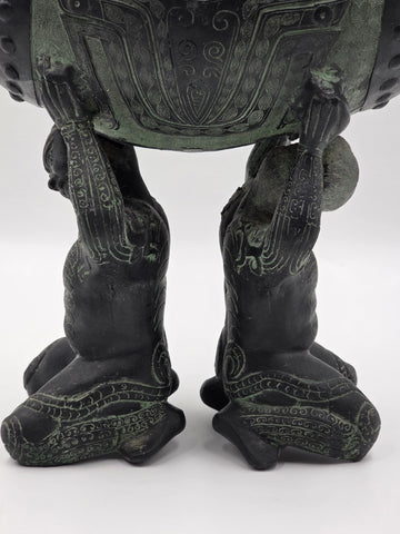 Antique Old China Bronze Ware Dynasty Dragon Head Kneel People Drum Statue 15 in