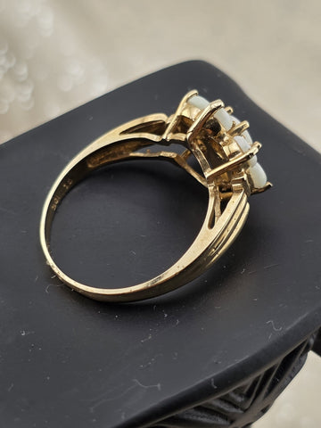Private: Antique 10K Solid Gold Natural Opal Cluster Ring Floral Estate Size.
