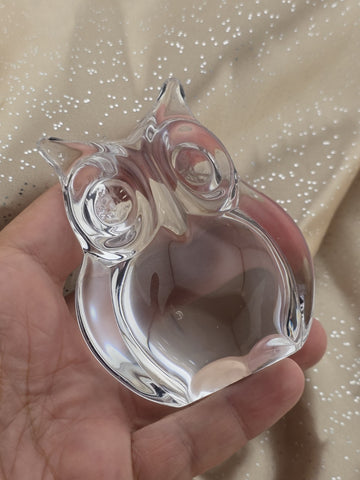 Vintage Daum France Signed Small Heavy Crystal Owl Figurine Paper Weight.