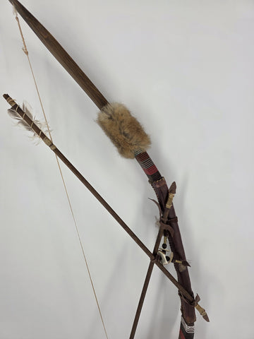 Rare Vintage Native American Bow & Arrows Tribe w/Fur & Leather 44” Long.