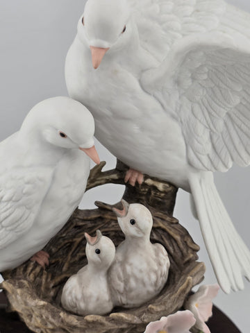 HOMCO HOME INTERIORS CLASSIC PORCELAIN "NATURE'S PROMISE" DOVES/FLOWERS/FAMILY