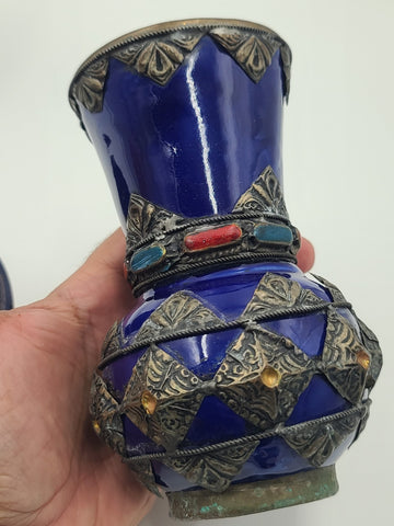 Vtg Mid Century Moroccan Berber Style Cobalt Ceramic Box Vase Metal Inlay Set