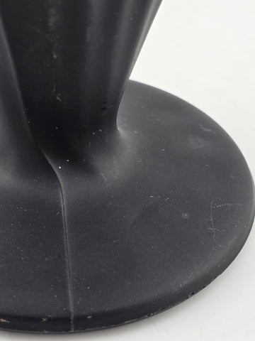 RARE VINTAGE TIFFIN ELEGANT BLACK SATIN GLASS RIBBED FAN VASE. 7" Tall.