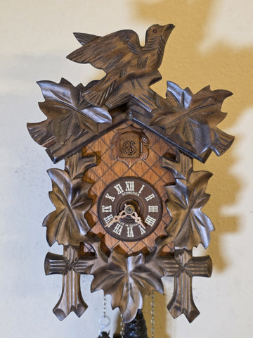 Schneider Black Forest Cuckoo Clock Regula 25-C 1 Day Carved Bird Germany. Read.