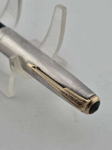 Vtg 1940 Parker 51 Fountain Pen Black Barrel Sterling Silver Cap Gold Arrow Clip