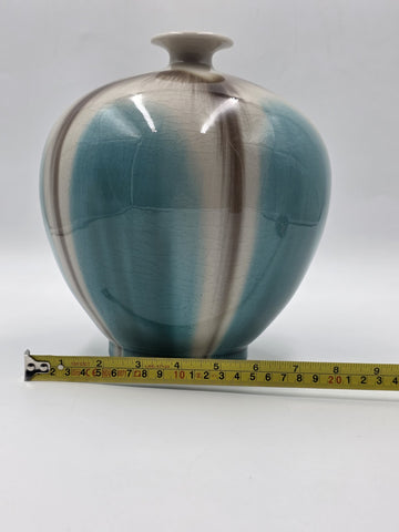 Vtg Chinese Jingdezhen Xing Song Art Pottery Turquoise Crackle Glaze Vase 9”