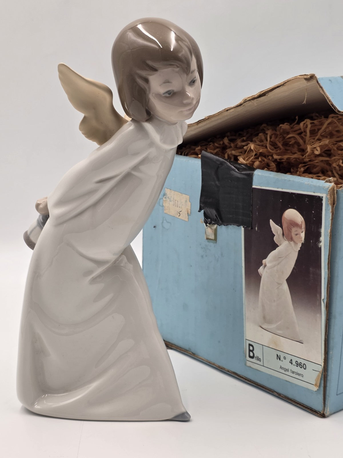 Lladro #4960 Curious Angel With Lantern Porcelain Figurine Spain Original Box