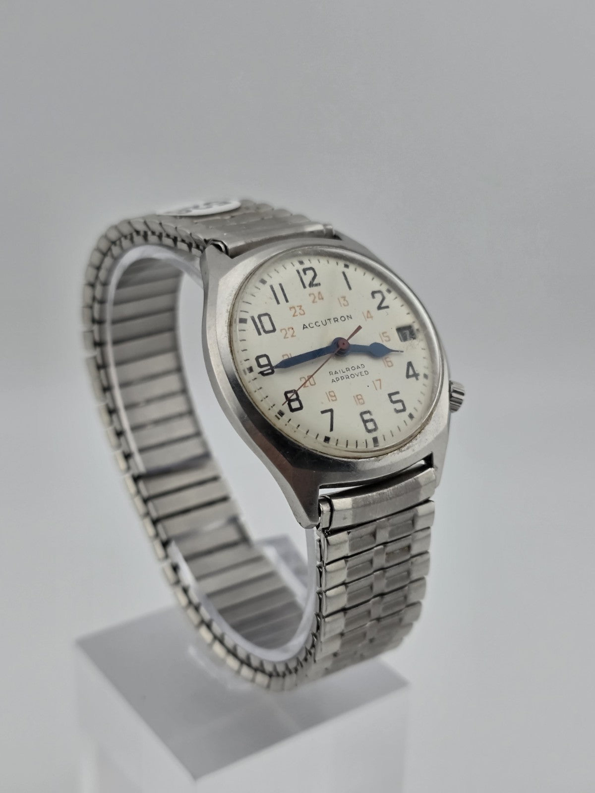 Private: Vintage 1977 Bulova Accutron Railroad Approved Watch 35mm M7 Runs