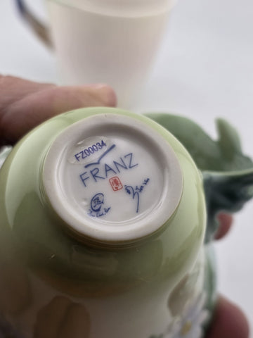 Set Of 4 FRANZ Porcelain Teacup Sculptural Floral Art Cups Hummingbird Ladybug