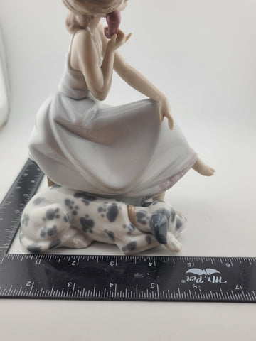 Lladro Porcelain Figurine #5466 Chit Chat Girl On Phone With Dog Dalmatian Spain
