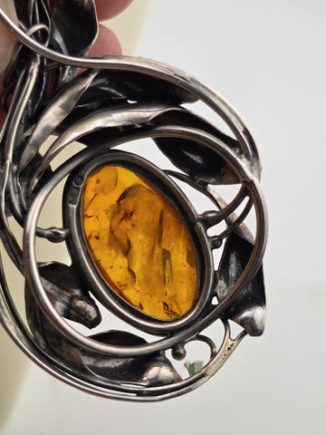 Antique Heavy Mid Century 925 Sterling Silver & Baltic Amber Pendant& Necklace.