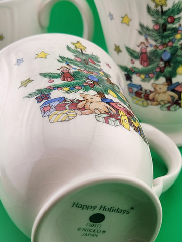 3 Vintage Christmas Mugs Holiday Coffee Cups Happy Holidays Nikko Japan