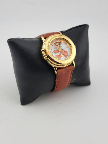 Disney Women Spring Pop Up Tigger Brown Leather Strap Quartz Watch 7 1/4"