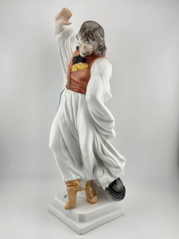 VINTAGE HEREND, FOLKLORE DANCING RASCAL MAN, HANDPAINTED PORCELAIN FIGURINE. VG.
