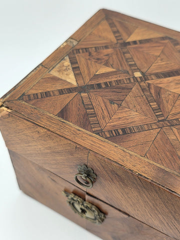 ULTRA RARE ANTIQUE FRENCH LOUIS XV, 18TH CENTURY PERFUME BOX - CAVE À PARFUM