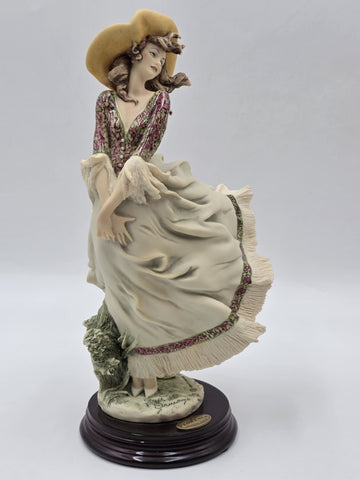 Giuseppe Armani Florence Scarlett 1995 Figurine of the Year 0698-C Box & COA