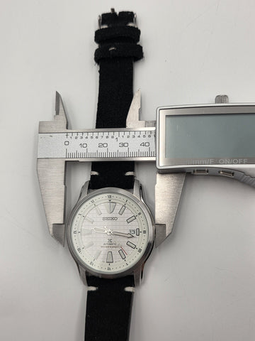 Seiko Prospex SNKP09K1 Automatic Diver 200M White Dial 7S26 Watch Box